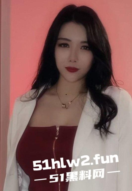 抖音小卷卷老师原名【张栩菲】曾经是尤果网当家花旦,加微自购定制福利已经从良内容绝版。-11